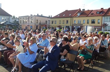 Hiszpańska orkiestra kameralna wystąpiła na placu Legionów w Wieluniu